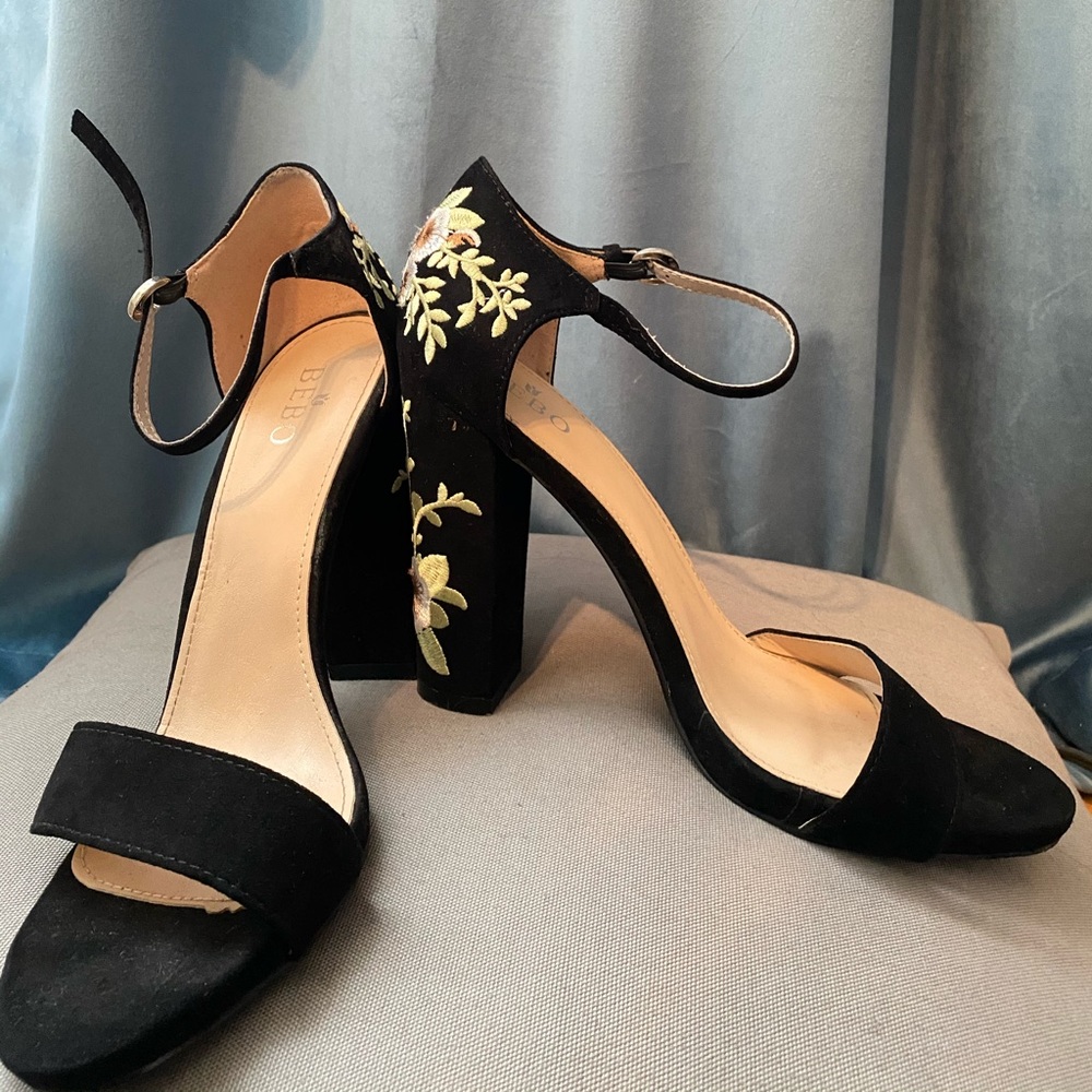 Black embroidered sandals